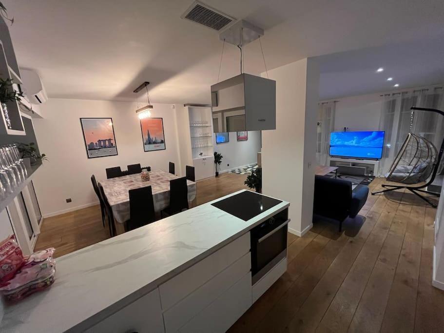 C - Maison 10 Min Paris Expo - 5 Rooms/5 Beds Arcueil Exterior photo